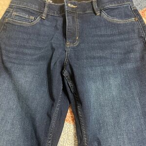 Liz Claiborne Slim Leg Mid Rise